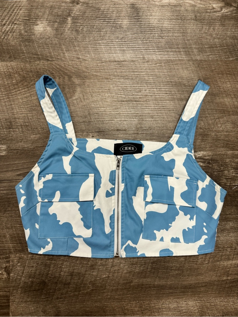 Cider Blue & White Cow Print Crop Top Size Medium